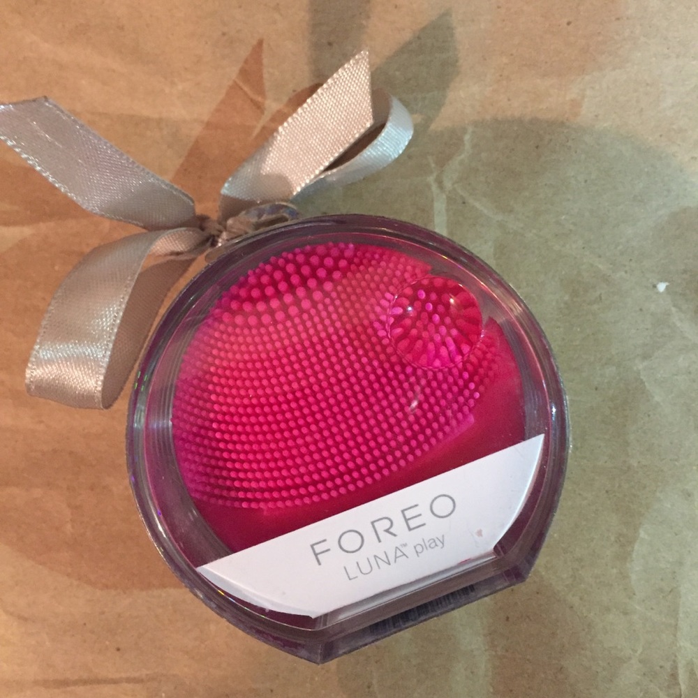 Foreo Luna play Fuchsia